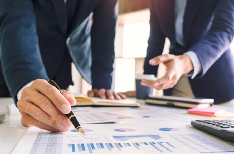 7-strategy-planning-and-consulting